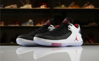 Nike Air Jordan XXXII (32)