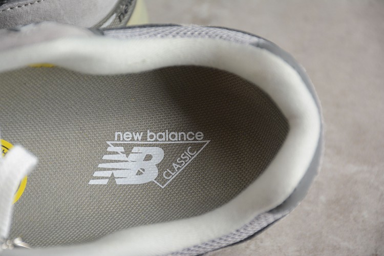 New Balance 992 M992GR