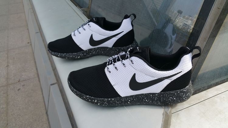 Nike Roshe Run ID OREO - Black/White series