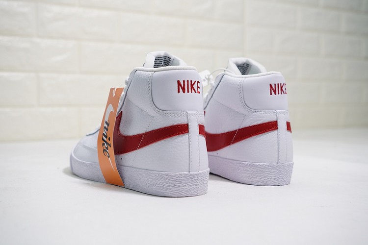 ​​Nike Blazer Mid Retro 845054-101