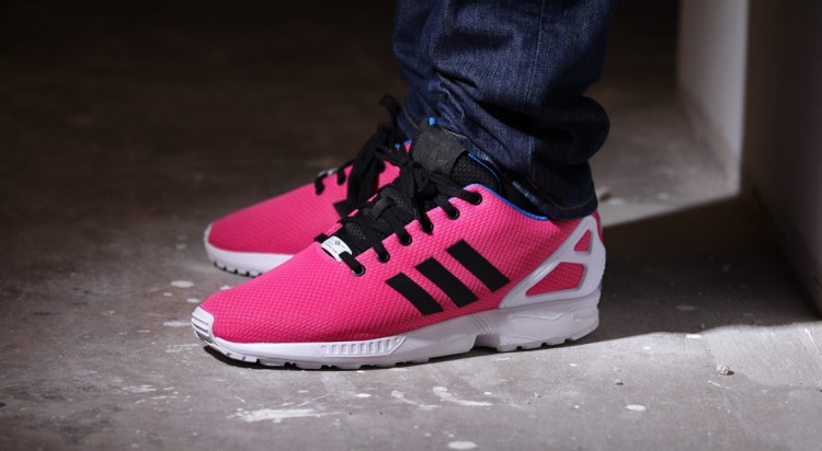 Купить Adidas ZX FLUX  Semi Solar Pink/CoreBlack/OffWhite Мужские и  женские размеры в наличии бесплатная доставка