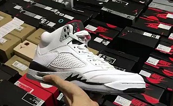 Nike Air Jordan 5