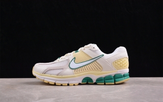 Nike Zoom Vomero 5 SP