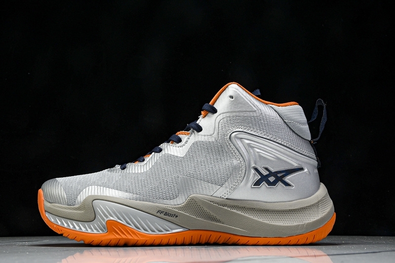 Asics Nova Surge 3