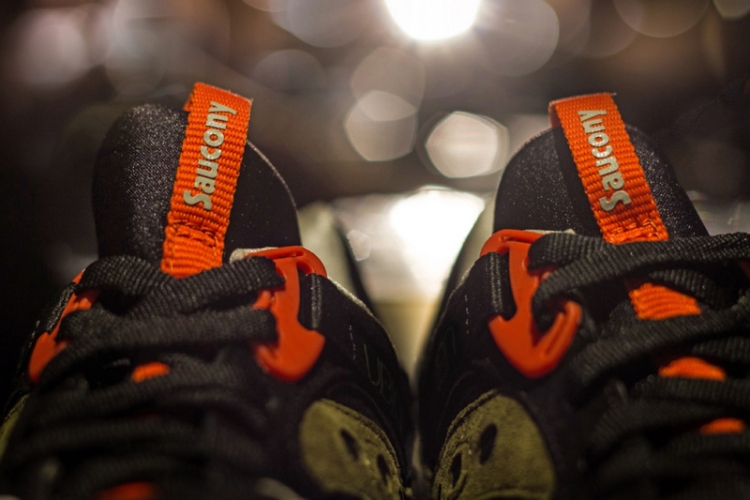 UBIQ x Saucony Grid 9000 Dirty Martini
