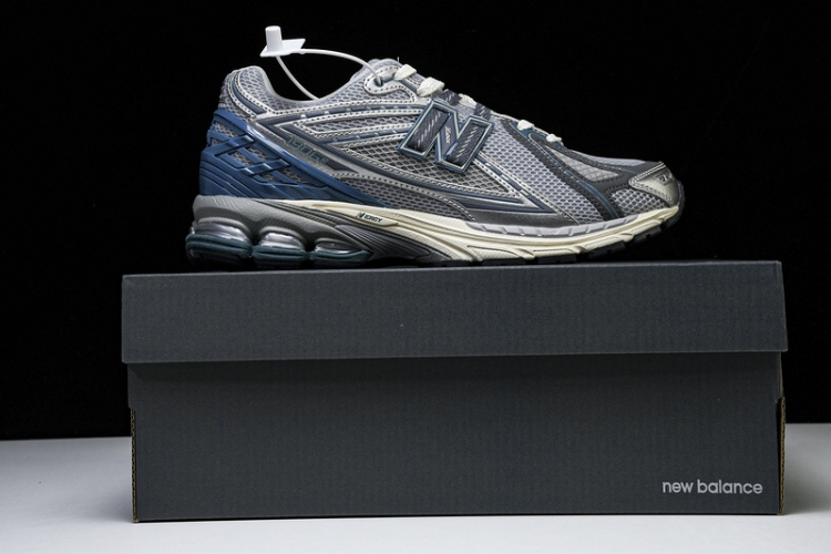  New Balance 1906 M1906REO