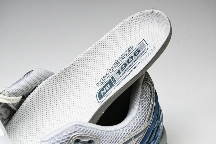  New Balance 1906 M1906REO