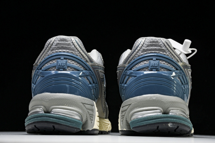  New Balance 1906 M1906REO