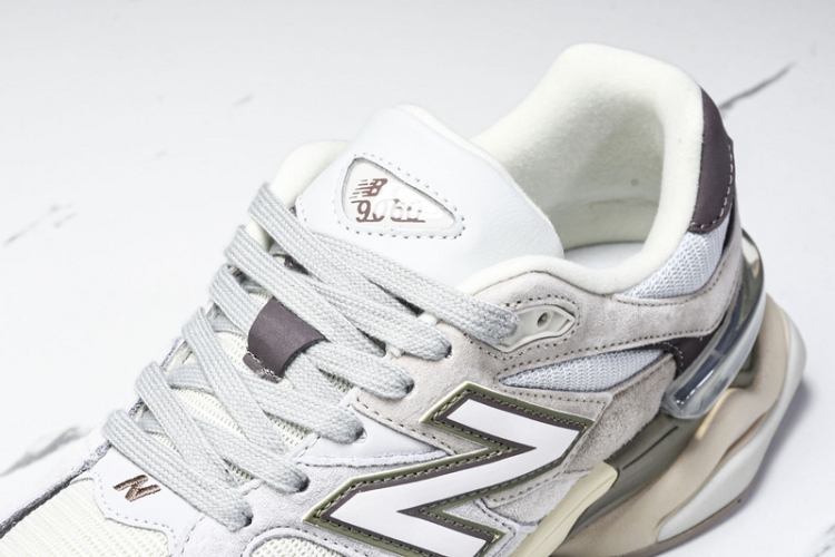  New Balance 9060 U906OFNA
