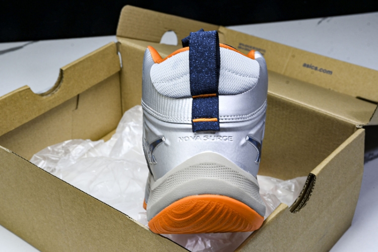 Asics Nova Surge 3 1061A048-020