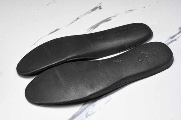 Asics Nova Surge 3 1061A048-020 