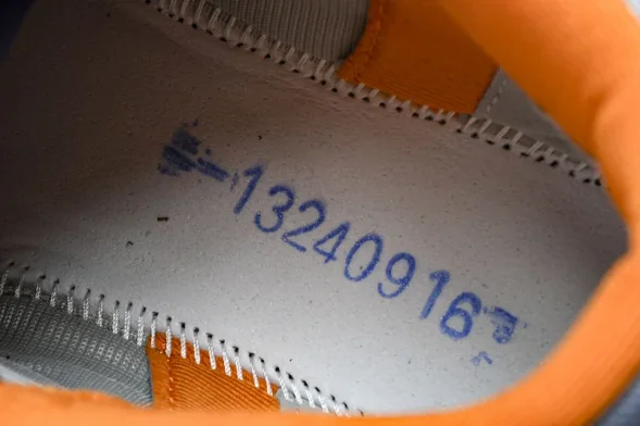 Asics Nova Surge 3 1061A048-020 
