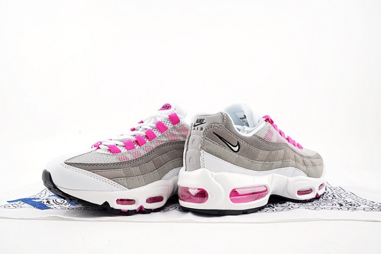 Nike WMNS Air Max 95 Essential 307960-001