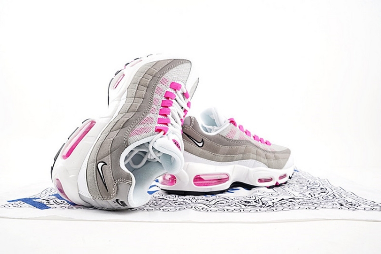 Nike WMNS Air Max 95 Essential 307960-001