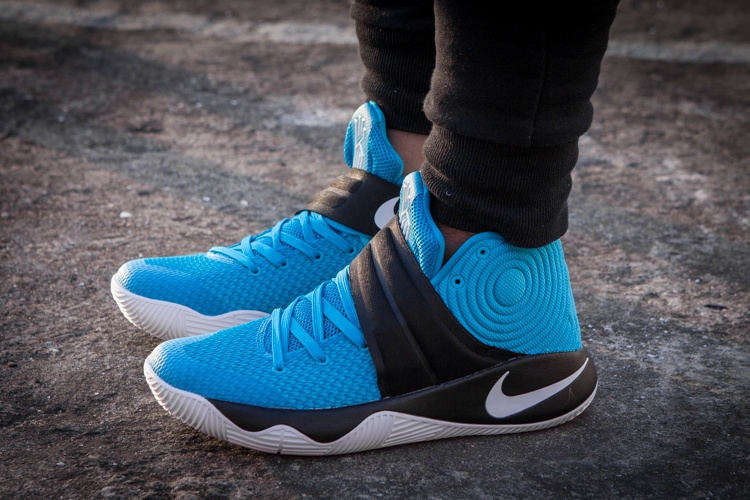 Nike Kyrie 2 “Light blue-black”  823108-144