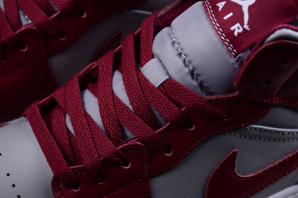 Nike Air Jordan 1 Mid Team Red DQ8426-615 