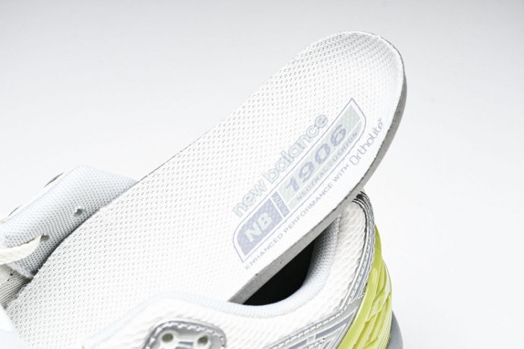  New Balance 1906 M1906REM