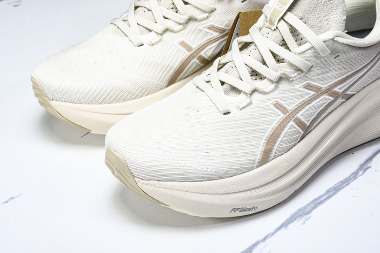 Asics Gel-Nimbus 27 1011C096-200