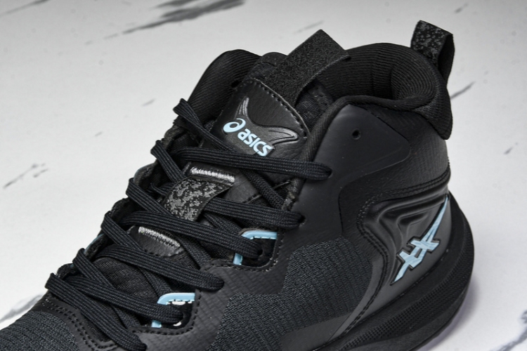 Asics Nova Surge 3 1061A048-001