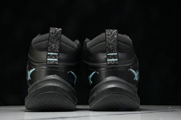 Asics Nova Surge 3 1061A048-001 