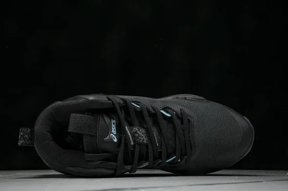 Asics Nova Surge 3 1061A048-001 