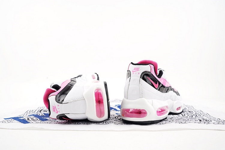 Nike WMNS Air Max 95 Essential 74976-065