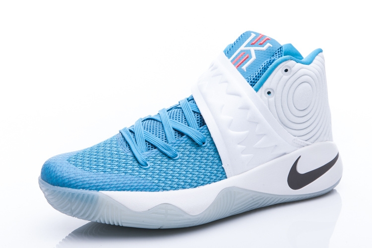 Nike Kyrie 2 “Christmas” 823108-144