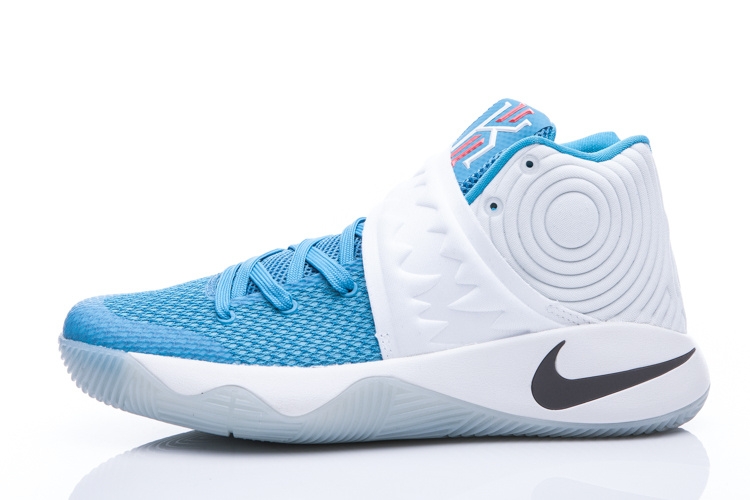 Nike Kyrie 2 “Christmas” 823108-144