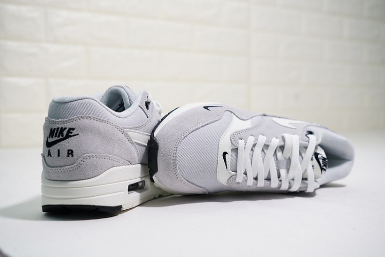 Nike Air Max 1 Premium Mini Swoosh