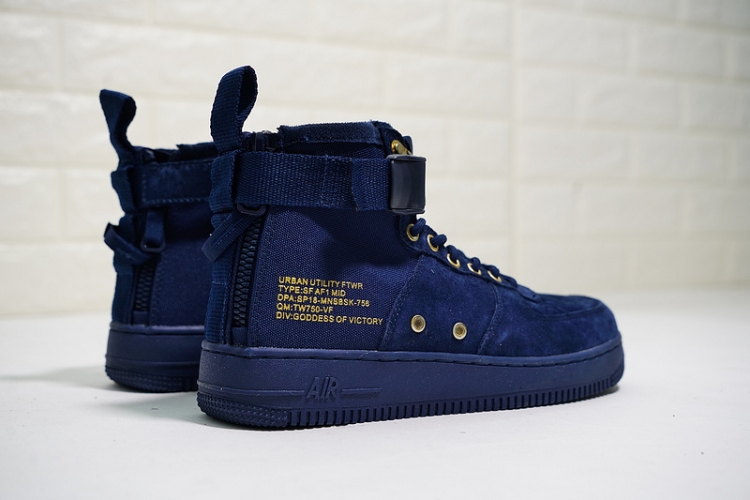 Nike SF Air Force 1 Utility Mid 917753-400