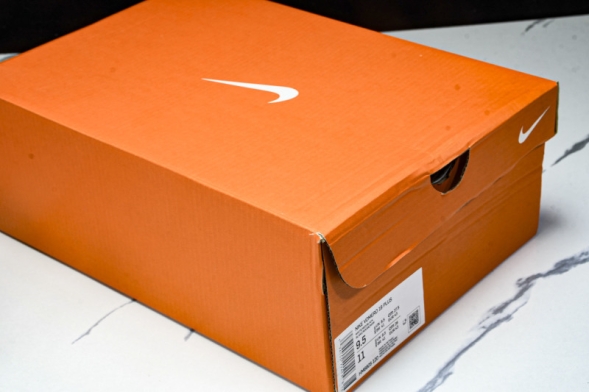 Nike Air ZoomX Vomero 18 Plus HM6805 120  