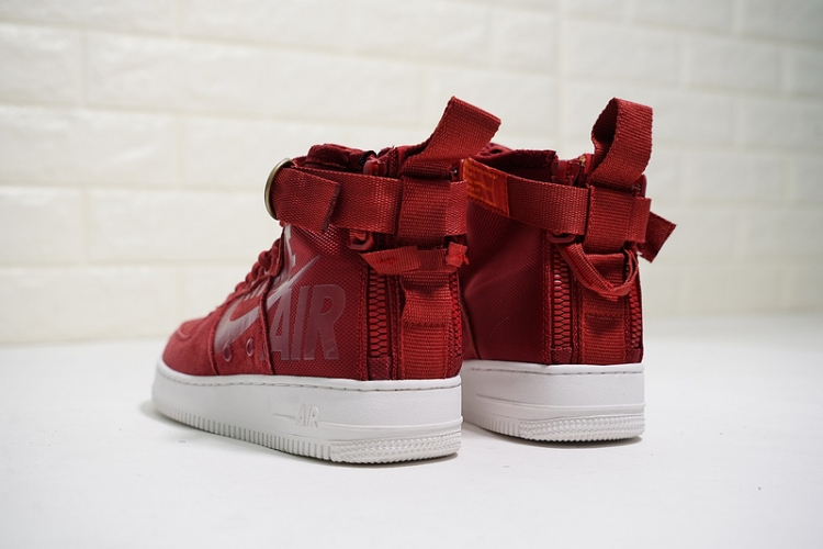 Nike SF Air Force 1 Utility Mid 917753-100