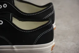Vans Authentic VR3 VN0005UD1KP