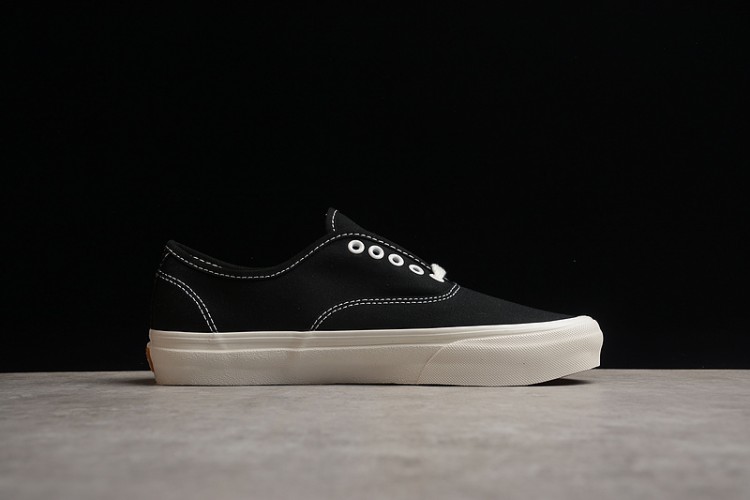 Authentic vans black white shop