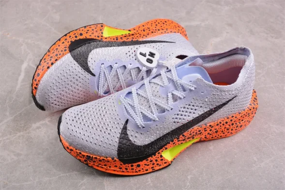 Nike Zoom VaporFly Next% 3 FV2305-900 