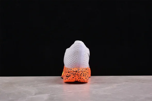 Nike Zoom VaporFly Next% 3 FV2305-900 