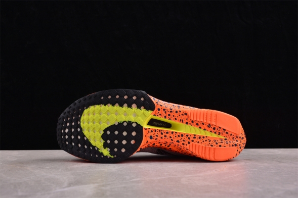 Nike Zoom VaporFly Next% 3 FV2305-900 