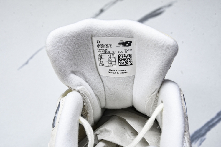  New Balance 9060 U9060WHT