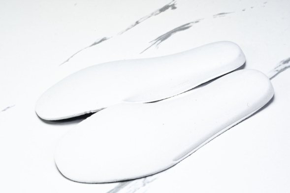 HOKA Bondi 9 1162012 BWHT 