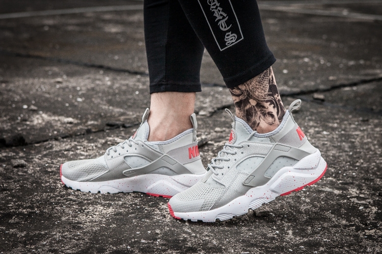 NIKE AIR HUARACHE RUN ULTRA BR