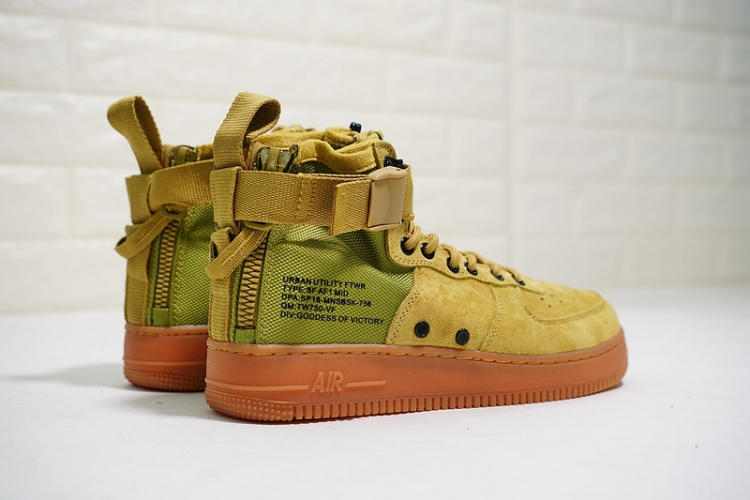 Nike SF Air Force 1 Utility Mid 917753-302