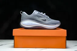 Nike Air ZoomX Vomero 18 Plus HM6805 124