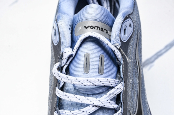 Nike Air ZoomX Vomero 18 Plus HM6805 124 