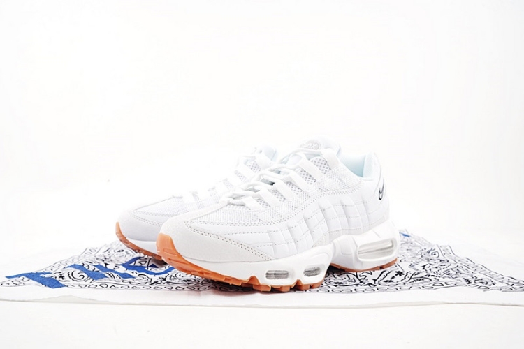 Nike WMNS Air Max 95 Essential 807443-061