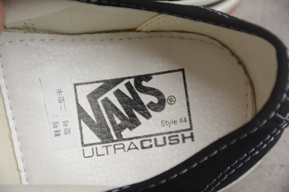 Vans Authentic 44 DX VN0A4BVY1KP 