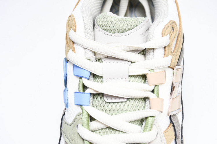  New Balance 1906 M1906NCS 
