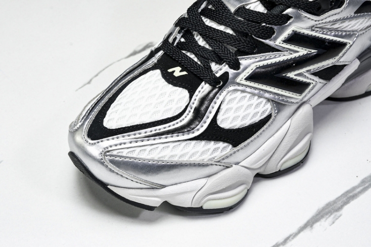  New Balance 9060 U9060SP