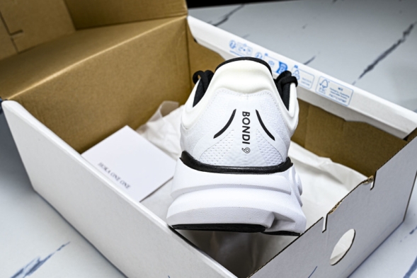 HOKA Bondi 9 1162011 WBLC  