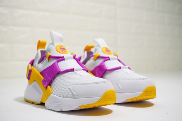 Nike Air Huarache City Low AH6804-102