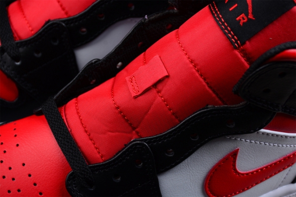 Nike Air Jordan 1 Mid 554724-079 